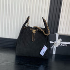 MEDIUM HANDBAG 40 IN BLACK SUEDE GOLD HARDWARE