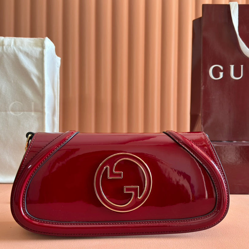 ラージ ブロンディ ショルダーバッグ 29.5インチ レッド パテントカーフスキン