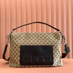 Große Umhängetasche, 36 Zoll, beige und dunkelbraun, mit Monogramm-Logo aus Canvas