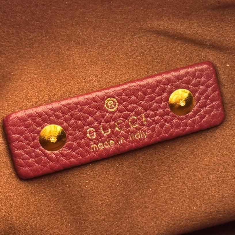 MEDIUM SOFTBIT MAXI SHOULDER BAG 27.5 IN ROSSO ANCORA RED GRAINY LAMBSKIN