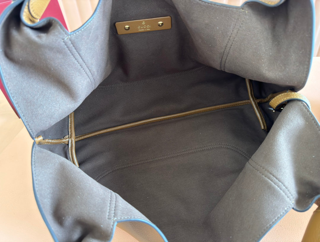 SOFTBIT MAXI SHOULDER BAG 46 IN BROWN GRAINY LAMBSKIN