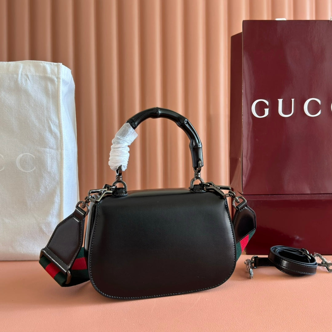 GUCCI BAMBOO MINI BAG 21 FULL BLACK IN CALFSKIN