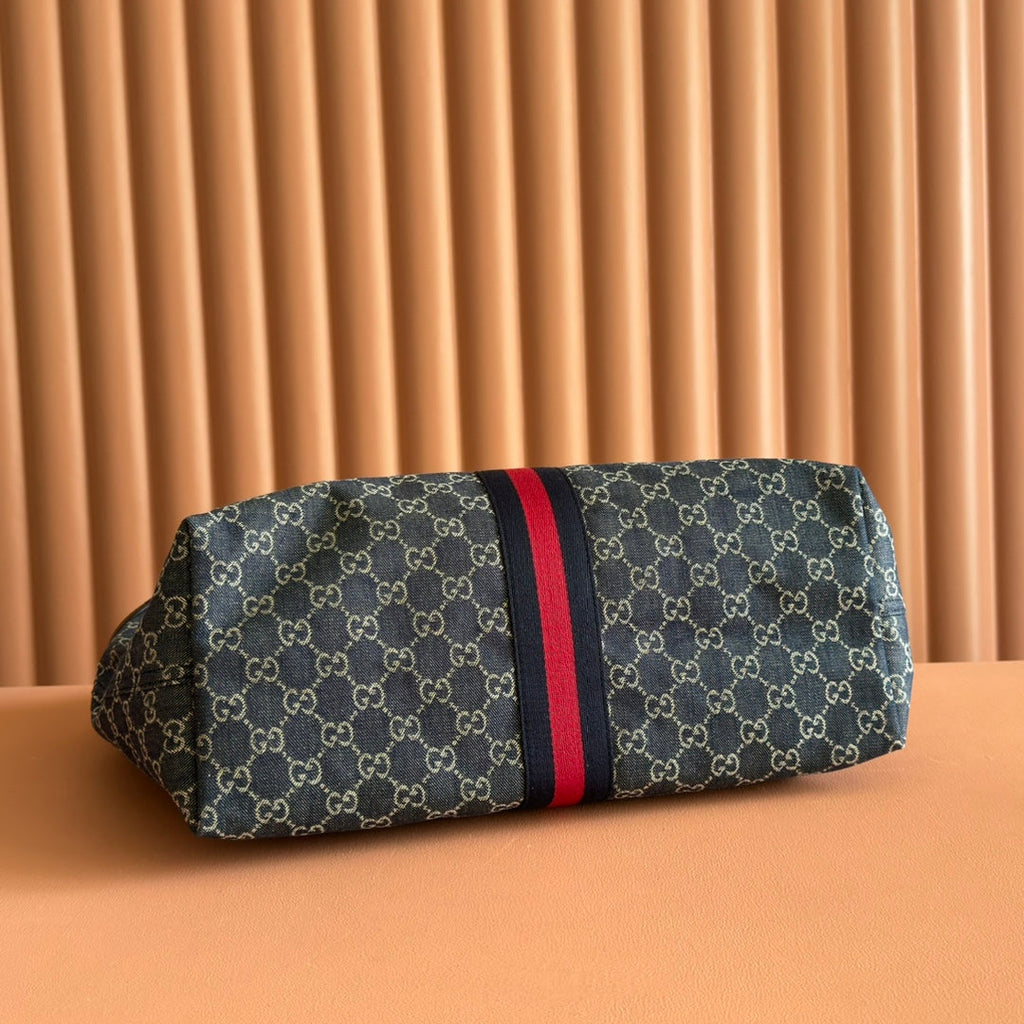 GUCCI GIGLIO LARGE TOTE BAG 60 IN BLUE AND WHITE GG DENIM