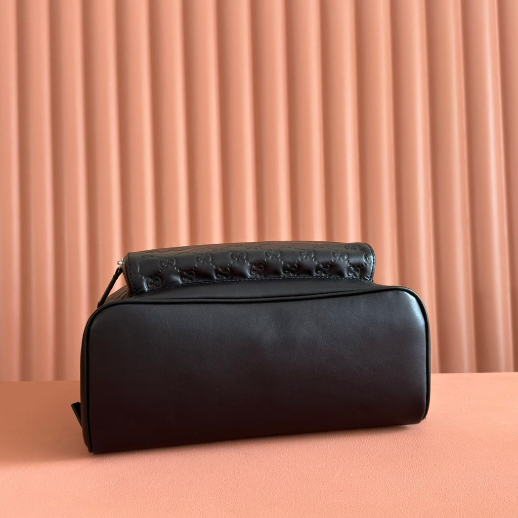 EMBOSSED BACKPACK 40 IN BLACK CALFSKIN SILVER HARDWARE