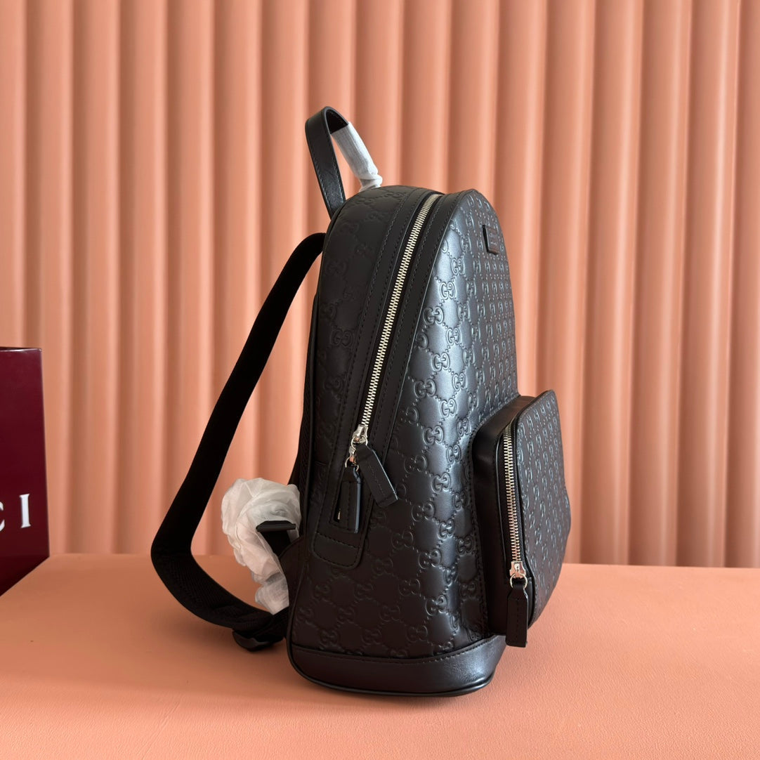 EMBOSSED BACKPACK 40 IN BLACK CALFSKIN SILVER HARDWARE