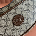 GG SUPREME SHOULDER BAG 22 BROWN IN CANVAS GOLD HARDWARE