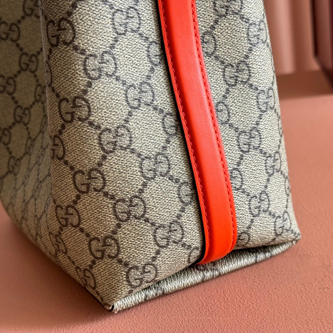 GUCCI 25S EMBLEM MINI-TASCHE 19 IN BEIGE UND SCHWARZEM KALBSLEDER