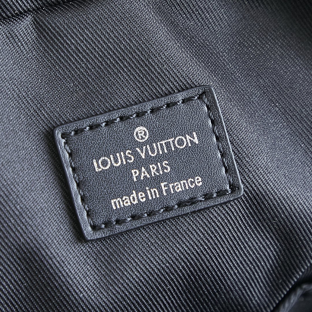 AVENUE SLINGBAG 31 IN SCHWARZEM DAMIER INFINI KALBSLEDER