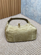 LE 5 À 7 GELEGENDE TASCHE 31 AUS KHAKIBRAUNEM WILDLEDER