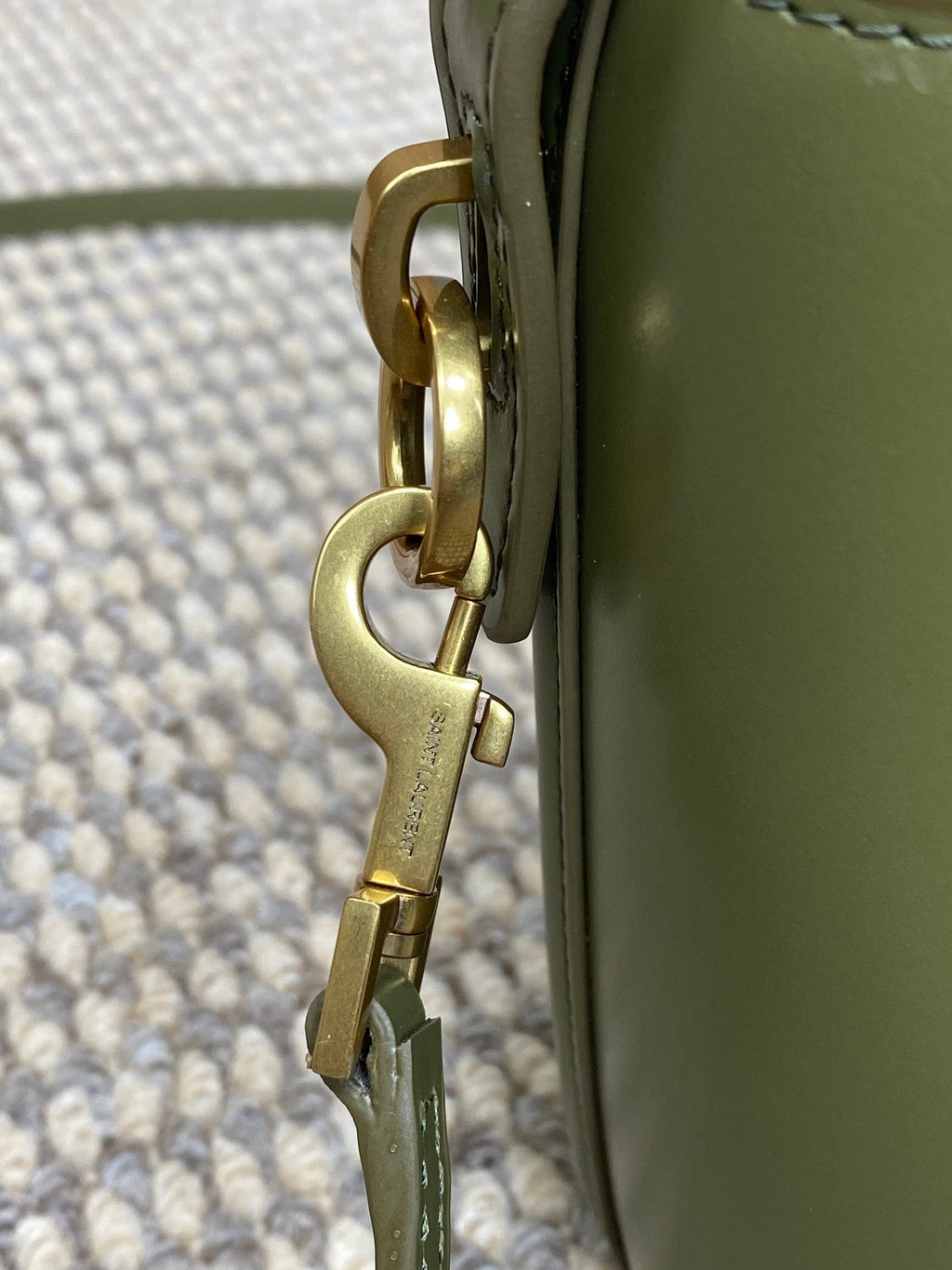 LE 37 MINI BUCKET BAG 15 IN AVOCADO GREEN CALFSKIN GOLD HARDWARE