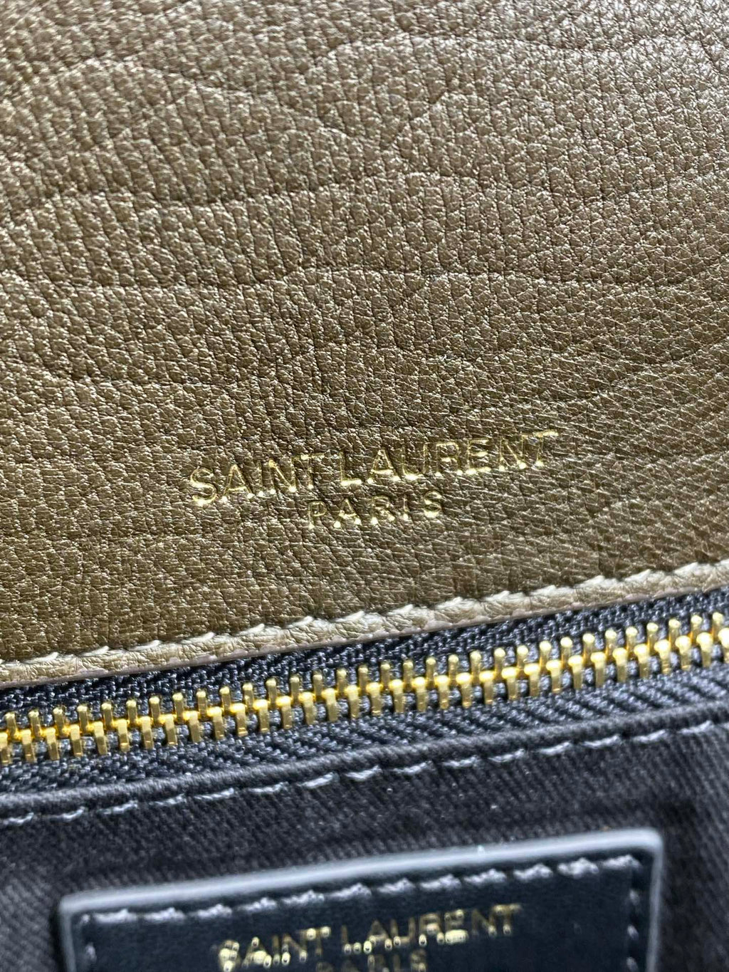 CALYPSO 36 KETTENTASCHE IN DUNKELGRÜNEM LAMMLEDER