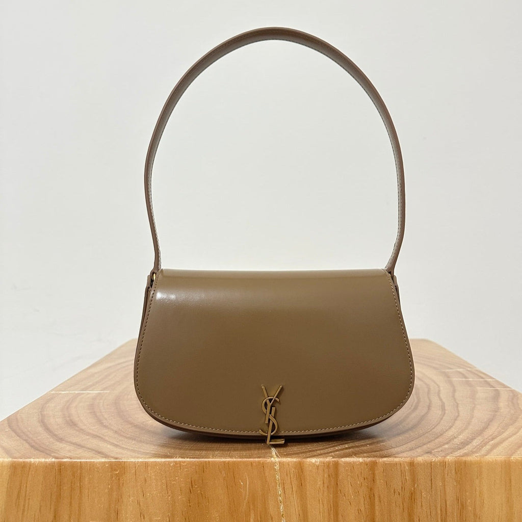 VOLTAIRE 17 KARAMELLBRAUN KALBSLEDERTASCHE