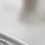 ANDIAMO BAG 19 IN WHITE CALFSKIN