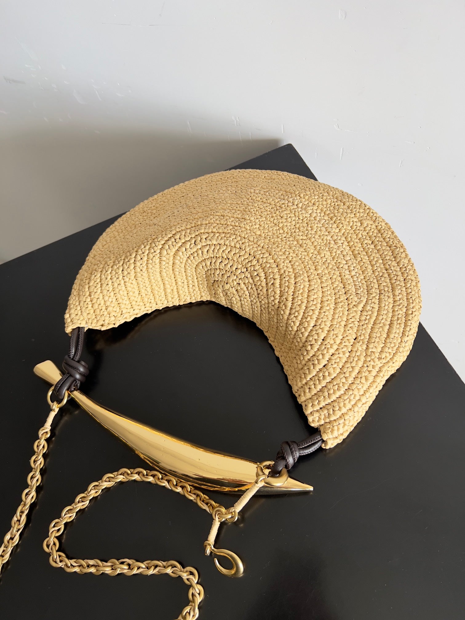 SARDINE CHAIN 33 IN NATURAL RAFFIA