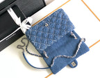 CC MINI 25 CLASSIC TASCHE IN BLAUEM KOBALT-DENIM