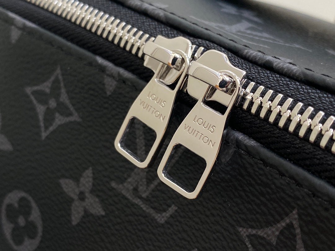 Kulturbeutel 24 Zoll, schwarz, Monogramm Eclipse Canvas