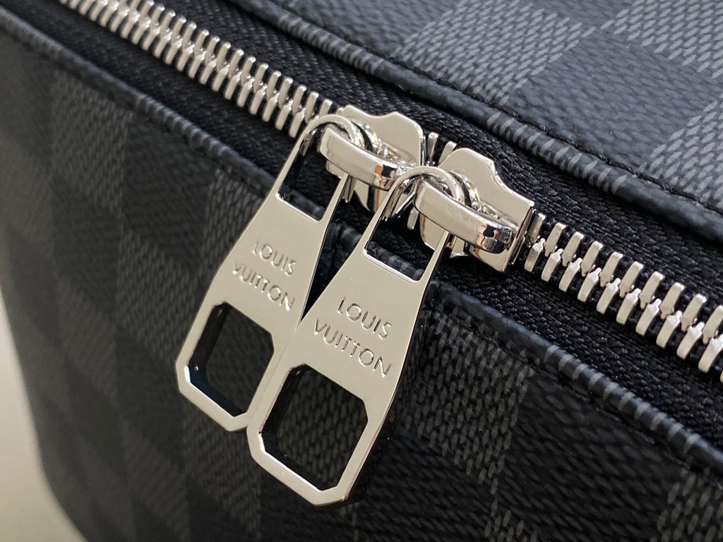 Kulturbeutel 24 Zoll, Schwarz, Damier Graphit-Canvas