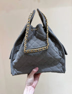 CC 25 HANDBAG 40 IN GREY SUEDE GOLD HARDWARE