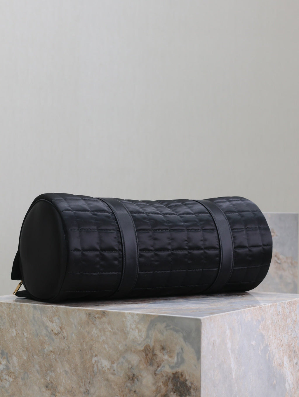 トラベルバッグ 42 ブラックナイロン＆レザートリム ゴールド金具