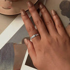 Blumenring mit Zirkonia-Besatz – Statement-Ring