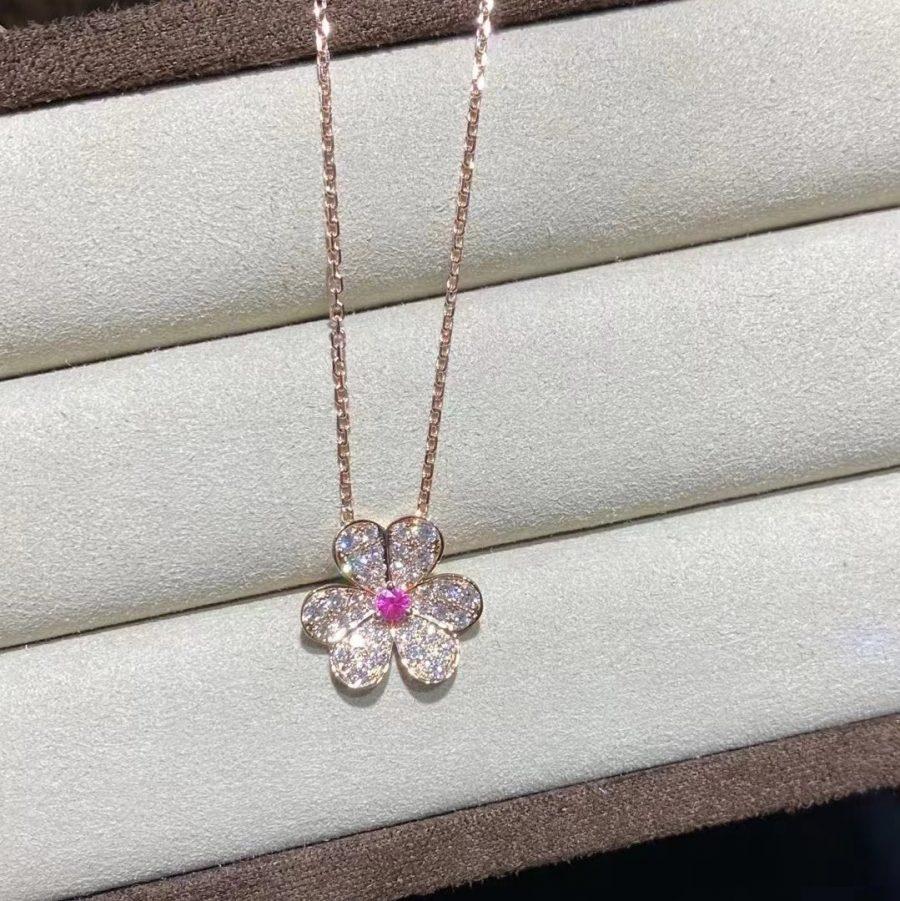 ¡®Jewelicorn¡¯FRIVOLE ROSÉGOLD BLUMEN-DIAMANT-HALSKETTE