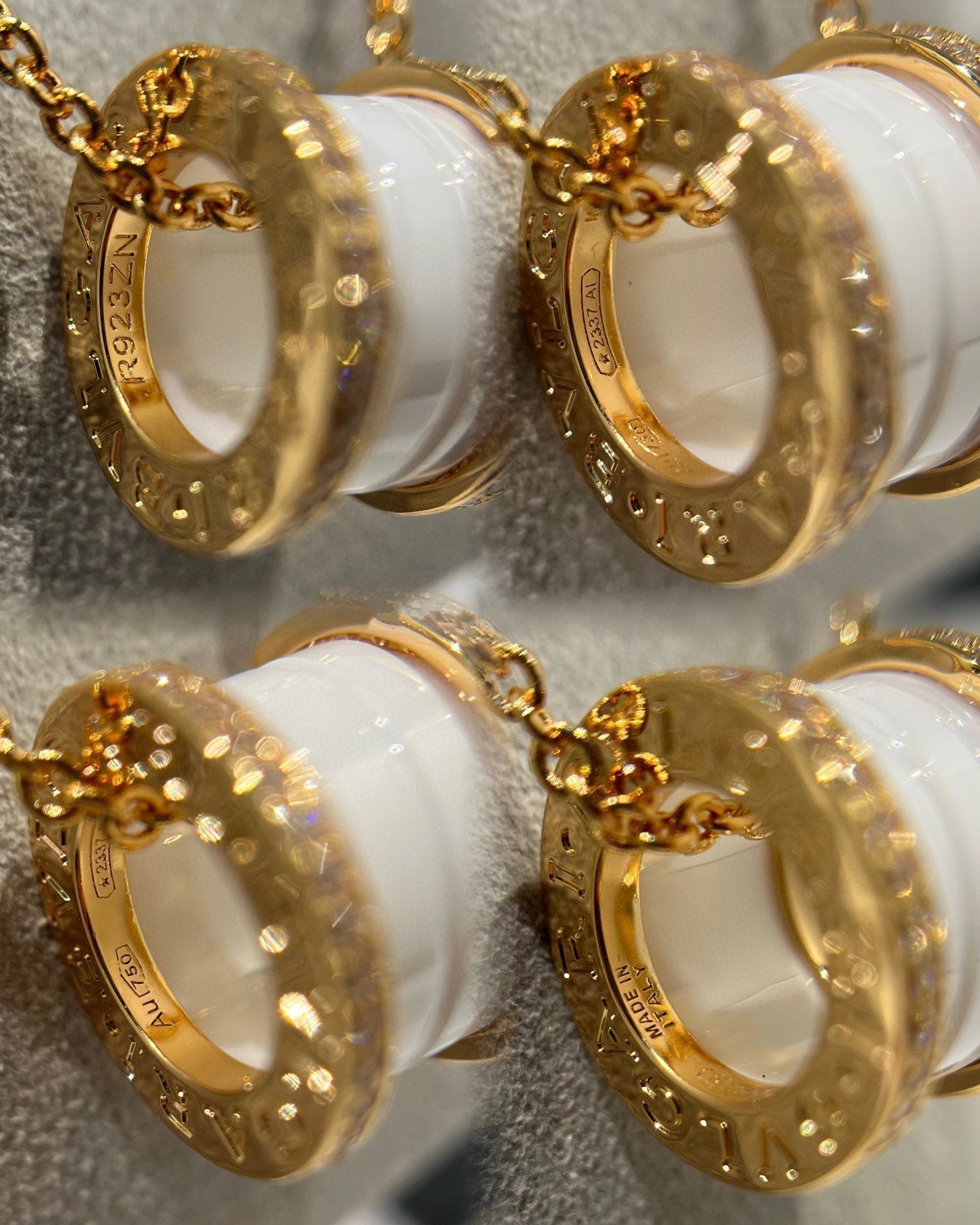 ¡®Jewelicorn¡¯ZERO 1 WHITE CERAMIC DIAMOND PINK GOLD NECKLACE